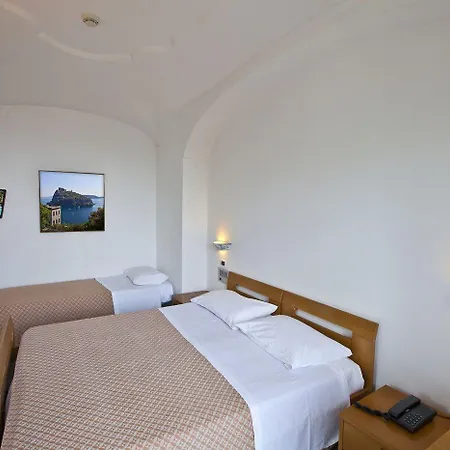 Don Felipe ホテル 3*